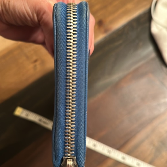 Prada Organizer - Saffiano Leather Round Zipper Long Wallet - Picture 14 of 14